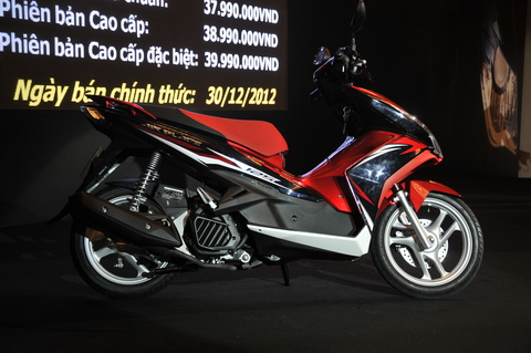 Đánh giá chi tiết xe Honda Air Blade 125cc Chạy ngon xăng 45kmlít