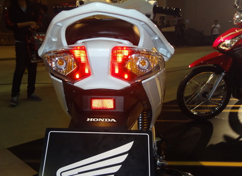 DDBL-86670-honda-wave-125i-9.jpg