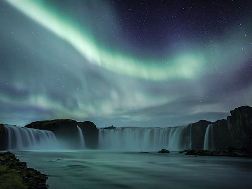 diendanbaclieu-92480-godafoss-aurora-iceland65568600x450.jpg