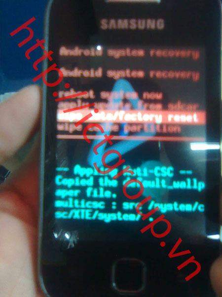 diendanbaclieu-131157-dt-11220121552-samsung-galaxy-y-s5360-reset.jpg