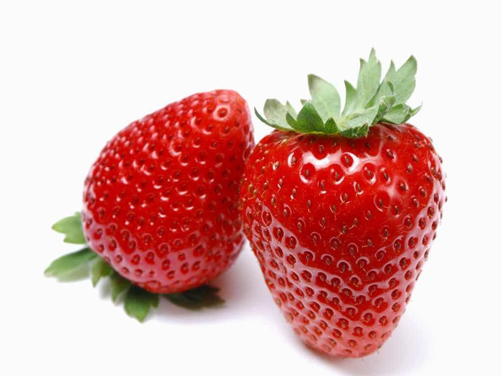 vforum.vn-39827-strawberry-wallpaper-yeah1-lc14.jpg