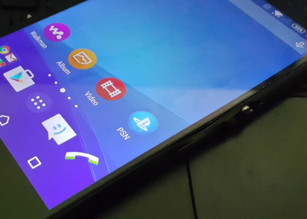 vforum.vn-157947-sony-xperia-z4-pictures-leak-jpg-600x427.png