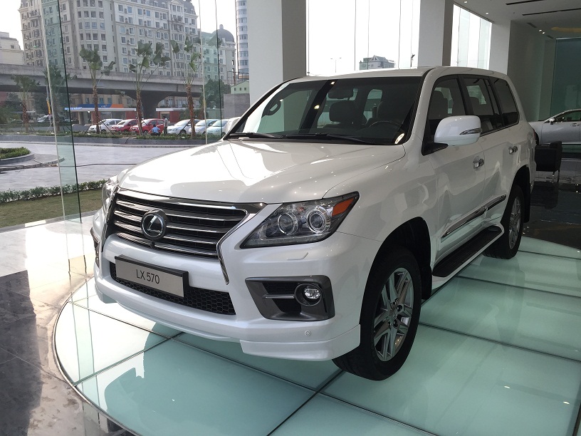 vforum.vn-164680-lexus-lx-570-11.jpg