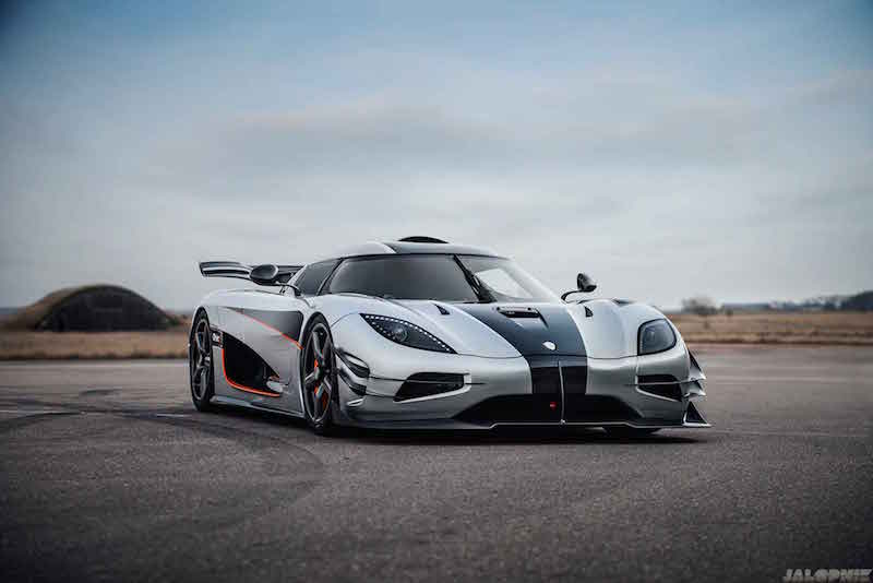 vforum.vn-180866-3066024-koenigsegg-one-1-4.jpg