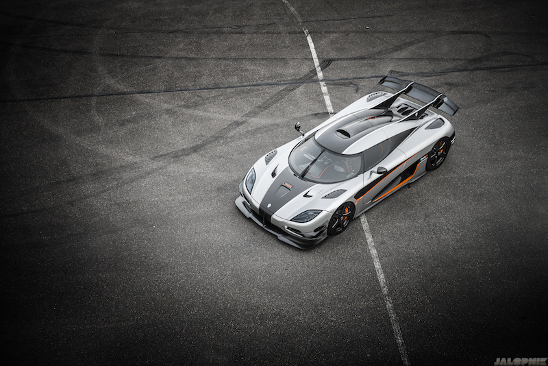 vforum.vn-180866-3066029-koenigsegg-one-1-9.jpg