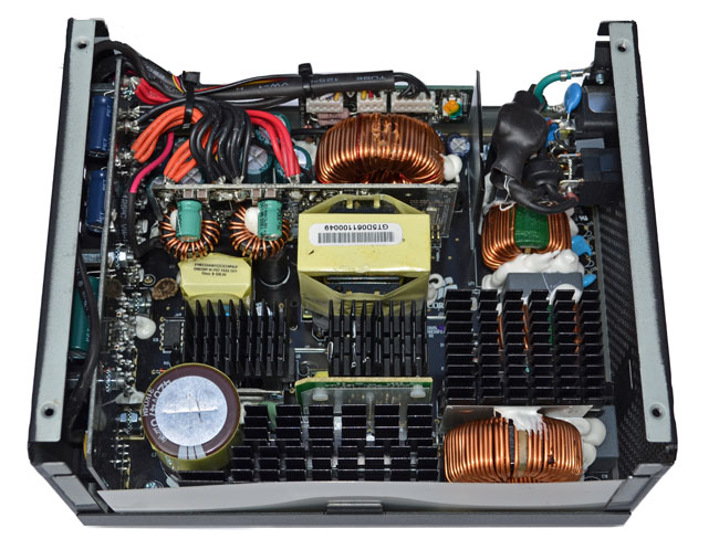 vforum.vn-189952-insides.jpg