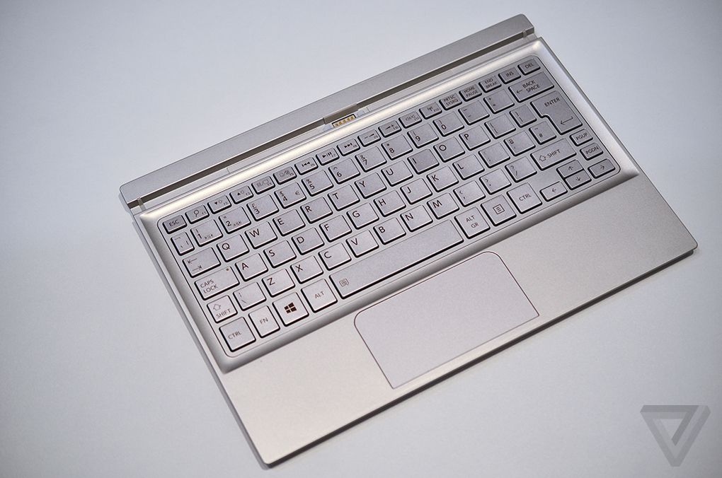 vforum.vn-212975-toshibaconcept7-1020-0.jpg