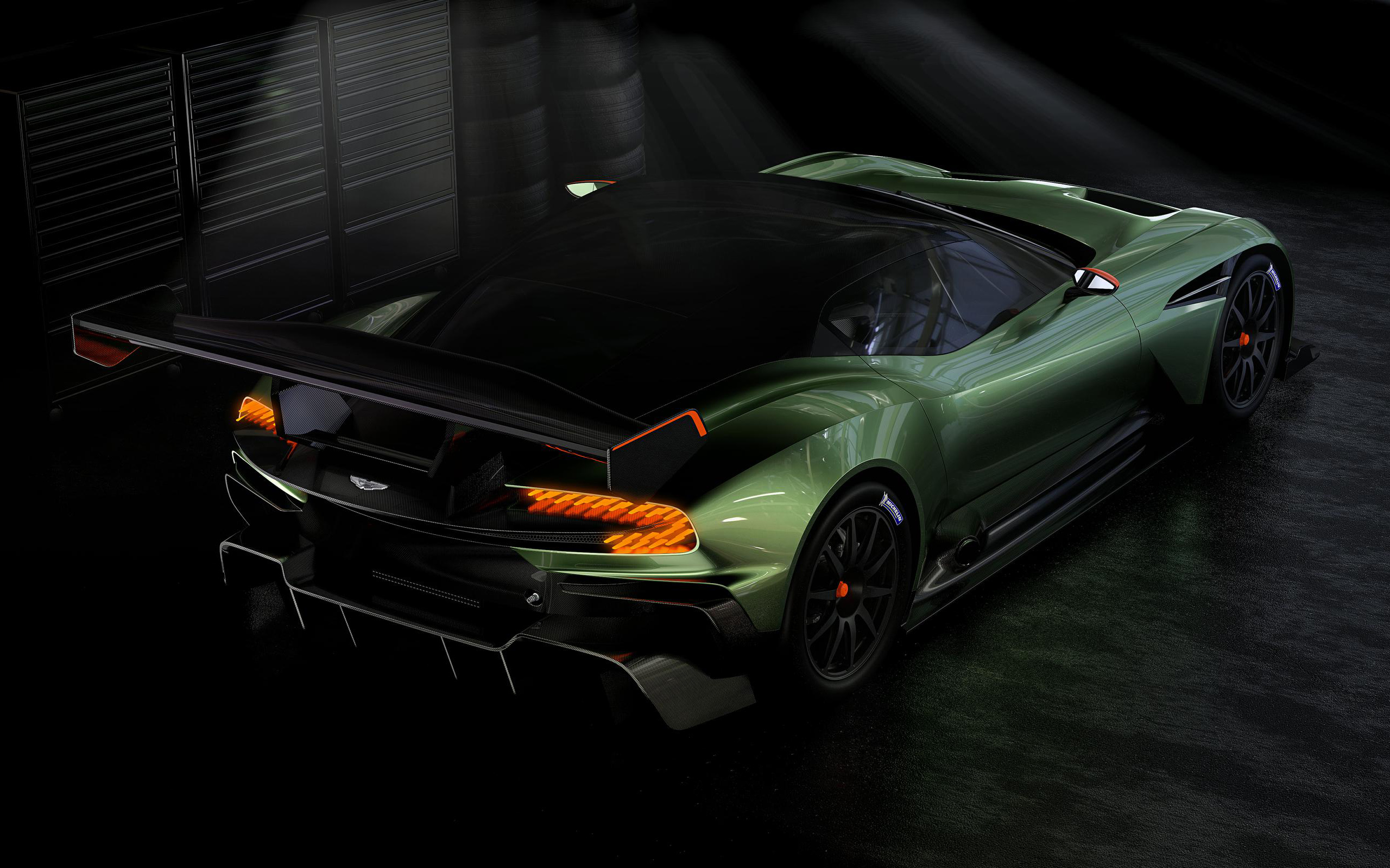 vforum.vn-233729-aston-martin-vulcan-4.jpg